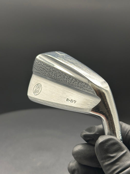 Shinagawa Grind R-07 Custom Iron Set